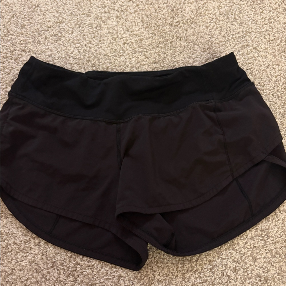Lulu shorts 2.5”